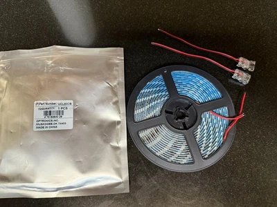 Tira de luz LED blanca Optronics UCL90CB rollo de 17 pies, más 2 conectores adicionales Foto 1 de 2