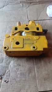 MRNRNU Valve Manifold Hydraulic - Picture 1 of 7