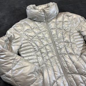 Guess Metallic Silver Puffer Jacket Women’s Medium Quilted Shiny Winter Coat - Picture 1 of 24
