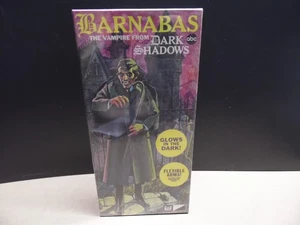 MPC 2011 BARNABAS THE VAMPIRE DARK SHADOWS MODEL KIT #MPC757/12 - Picture 1 of 5