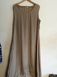Nataya Maxi Dark Beige/Light Khaki Sleeveless Shell Liner 1X - BNWT - Picture 1 of 7