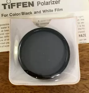 Tiffen 49mm Polarizer Screw In Filter Camera Photo Photography - Picture 1 of 3
