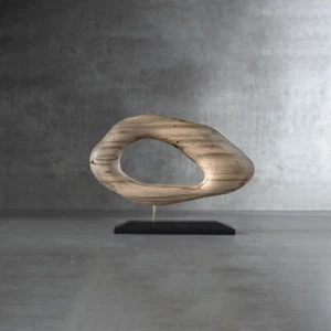 Salvador II, estudio de escultura de madera Alma - Imagen 1 de 5