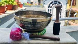 Foot Carved Singing bowls -Tibetan bowl-Therapy - Healing-Meditation-SoundBath - Picture 1 of 6