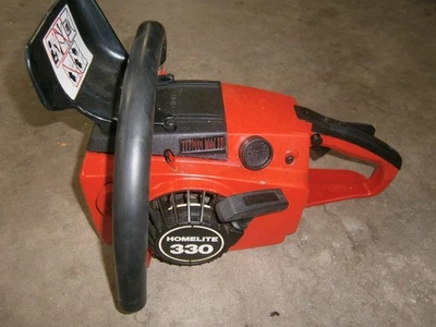 HOMELITE 330 CHAINSAW PARTS OR REPAIR - Image 1 of 4