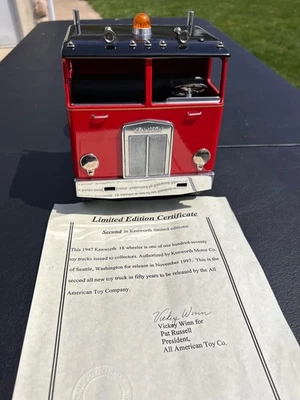 2-й ограниченный выпуск 75 лет Kenworth памятный литой грузовик товар #1018 - Изображение 1 из 4