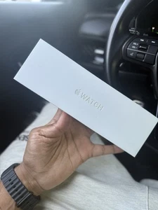 NEW SEALED - Apple Watch Series 10 - Cellular + GPS - 46mm - Jet Black - Photo 1 sur 4