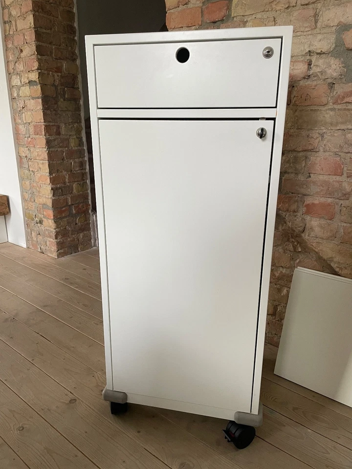 1x Vitra Rollcontainer hoch, Serie Ad-Hoc, weiss, Maße: H:110 x B:45,5 x T:45 cm - Bild 1 von 4