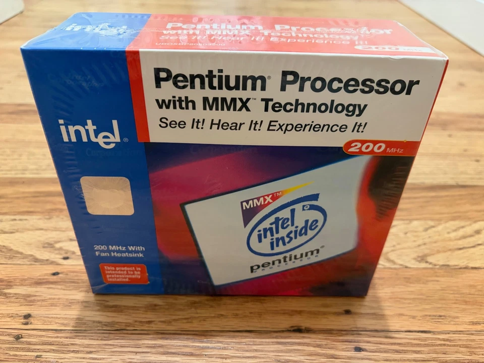 INTEL PENTIUM MMX 200 MHz Processor NEW + BOXED + SEALED. Vintage Intel Socket7 - Image 1 of 3