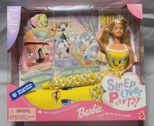 Juego de muñecas Barbie Sleep Over Party Warner Brothers Looney Tunes 1999 de colección - Imagen 1 de 5