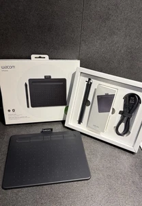 WACOM Intuos Small Grafiktablet Black Pen Tablet Neu OVP - Bild 1 von 2