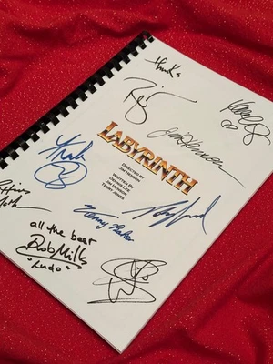 Labyrinth Movie Script, Cast Printed Signatures, Signed, Gift, Film  - Image 1 of 4