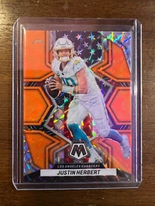 2022 Mosaic Football Orange Mosaic Prizm National Pride Justin Herbert #254 - Bild 1 von 2