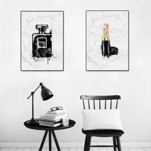 Poster Bilder Fashion Parfüm 2er Set Schwarz Weiß Lipstick Wanddekoration A4 - Bild 1 von 2