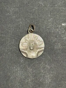 Antike religiöse Medaillen "JESUS" Katholische Religion - Bild 1 von 2