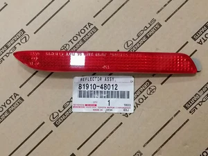 GENUINE FOR Matrix RAV4 Sienna Venza Lexus IS-F RC-F RC GX Rear RIGHT Reflector - Picture 1 of 6