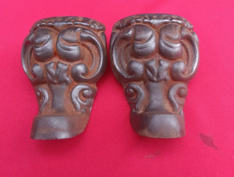 Set of 2 Vintage Cast Iron Ornate Legs Stove Furniture Bath Tub Feet Cover