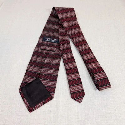 Roundtree & Yorke Tie 100% Silk Red Geometric Men's Necktie Handmade in USA - Image 1 of 4