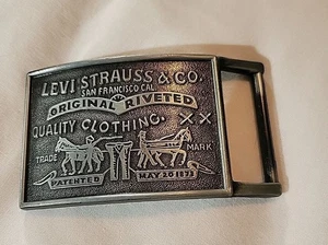 Vintage Levi Strauss & Co Gürtelschnalle Original genietete Kleidung Gunmetal USA - Bild 1 von 4