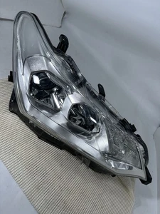 Faro derecho Toyota Corolla Fielder Axio 160 NZE NRE 2015-2022 KOITO 12-595 - Imagen 1 de 10