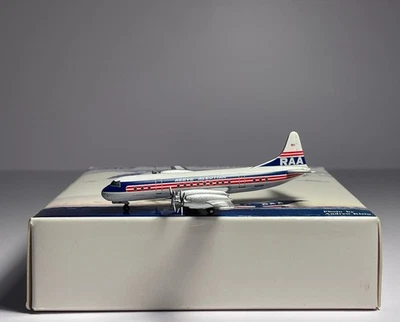 Aeroclassics 1:400 Reeve Aleutian Airways Lockheed L-188 Electra N1968R AC18317A - Image 1 of 2