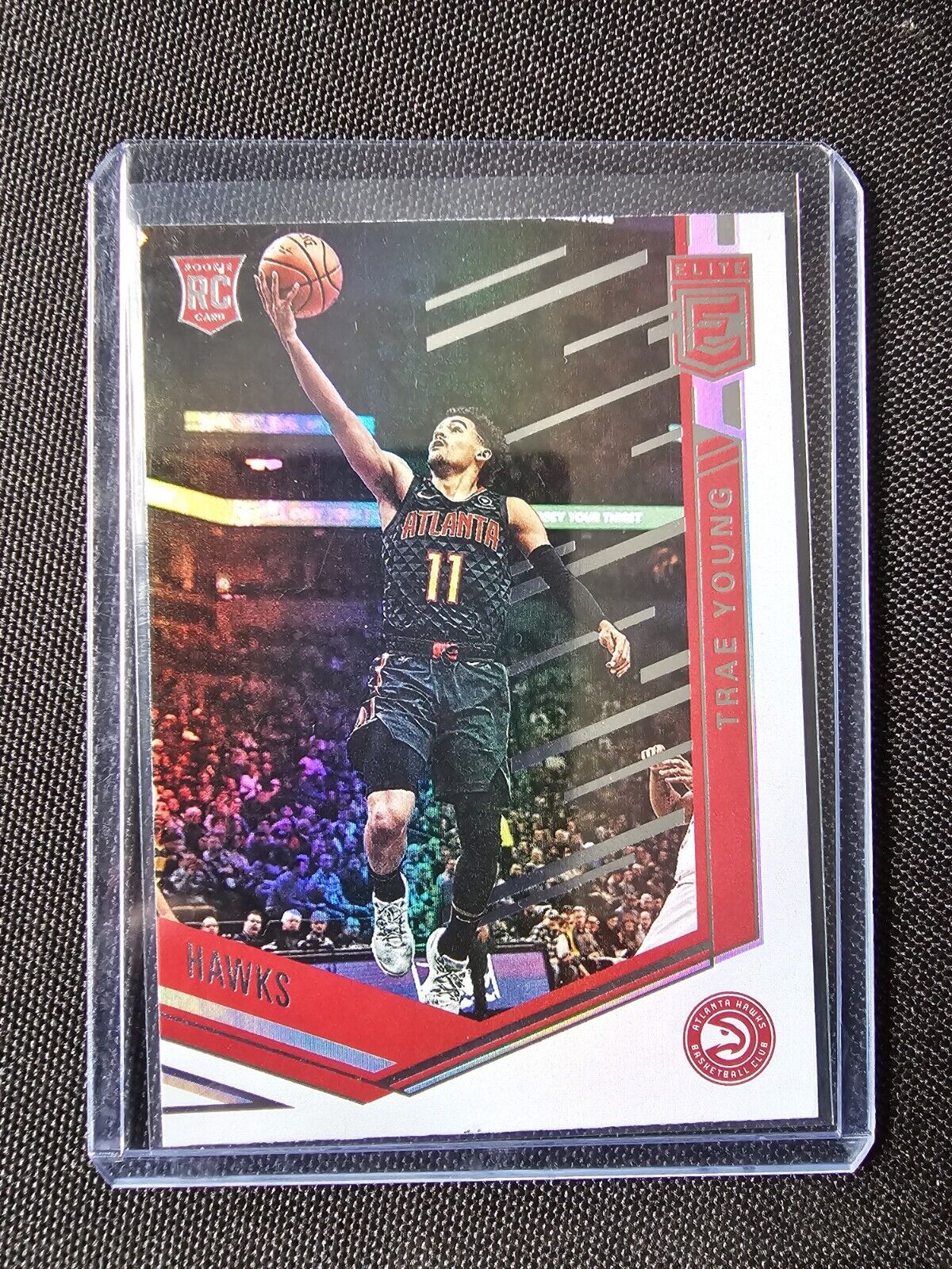 2018-19 Panini Chronicles - Elite #272 Trae Young Rookie (RC)