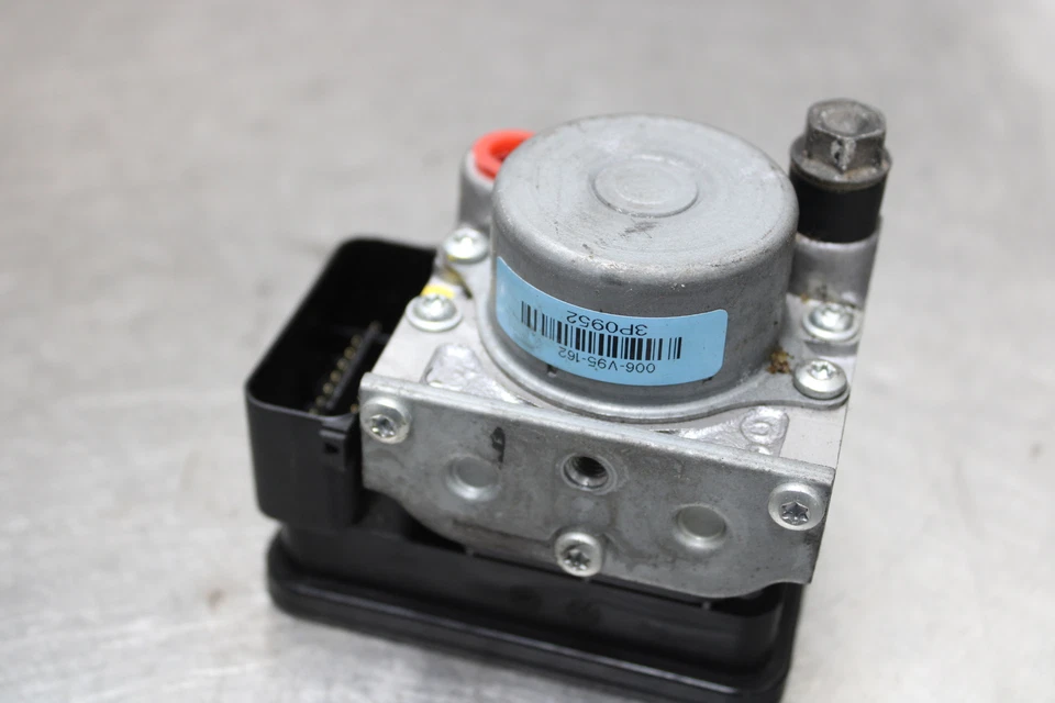 13-15 Honda CBR500R CBR 500R Exhaust Valve Servo Motor - Image 1 of 4