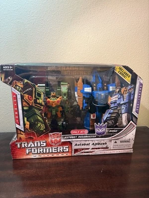 Transformers Universe - ROADBUSTER vs DIRGE - Target Exclusive - NEW!! - Image 1 of 4