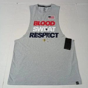 Neu mit Etikett Under Armour Project Rock RWB Grafik ärmelloses Tanktop für Herren Größe M 1383308 - Bild 1 von 7