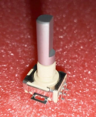 Encoder DDM 427 SMD 427-051151AL001 - Immagine 1 di 2