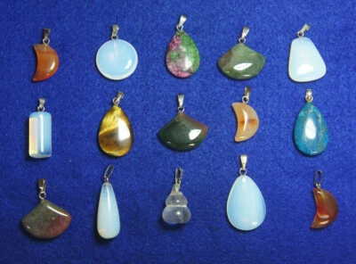 Anhänger Erdbeerquarz Bergkristal Achat Opalite uvm. Edelsteine  - Bild 1 von 2