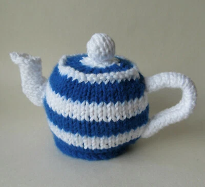 KNITTING PATTERN Cornishware Teapot Chocolate Orange / Bath Bomb Cover  - Image 1 of 2