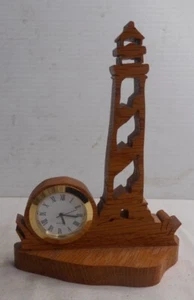 Faro Legno Acero Taglio Laser con Orologio da Scrivania 4-1/8" L" x 5-1/2" H" x 2" Profondità - Foto 1 di 5