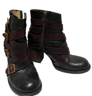Botas Freebird Hustle Tacón Hebilla 9 M Negro/Marrón Cuero Botines Zapatos Mujer. Foto 1 de 4