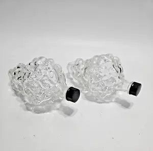 2 Vintage Traubencluster Klarglasflasche Weindekanter/Öl & Essigflaschen - Bild 1 von 3