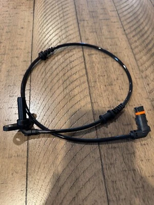 Sensor de velocidad de rueda ABS para motor Mercedes-Benz V6 código 272.988, delantero izquierdo Foto 1 de 4