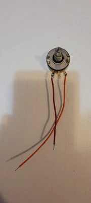 Potentómetro Centralab USA 300028 10 Meg Ohms 1347011 Foto 1 de 4