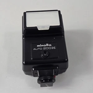 Minolta Auto Electro lash 200X Shoe Mount Flash for  Konica Minolta  - Picture 1 of 8