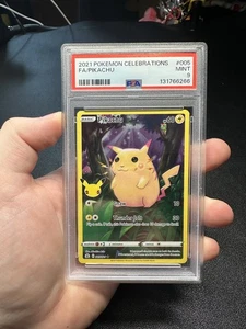 Pokémon Celebrations Pikachu Full Art 005/025 PSA 9 Mint - Bild 1 von 2