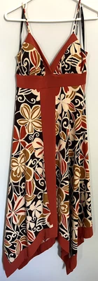 Vestido XOXO para mujer grande multicolor floral dobladillo correa de espagueti hecho en EE. UU. Foto 1 de 4