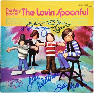 The Lovin' Spoonful Autographed The Very Best Of Album with 4 Signatures - BAS - Picture 1 of 1