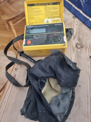 ROBIN MODEL KMP 4120DL Digital PSC-LOOP TESTER - Image 1 of 2