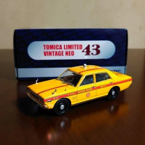 Tomica Limited Vintage Neo 43 Nissan Cedric Nihonkotsu Taxi 1973 562472 - Picture 1 of 12