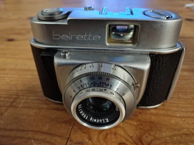 Beier Beirette Model 2 Vintage Camera  - Image 1 of 4