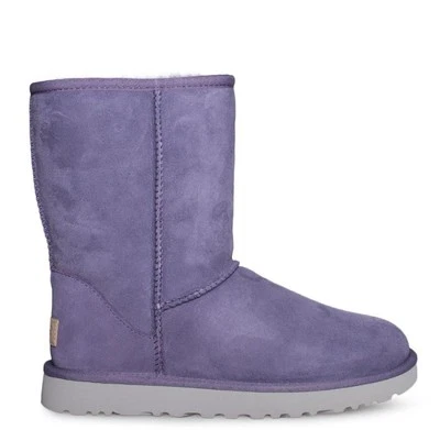 BOTAS UGG CLASSIC SHORT II PÚRPURA GAMUZA SALVIA PIEL DE OVEJA RESISTENTES AL AGUA US 6/UK 4 Foto 1 de 4
