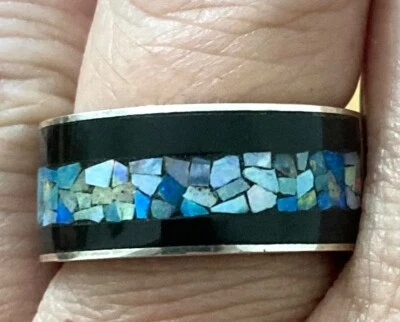 Anillo banda negra con incrustación de abulón artesanal núcleo de plata de ley 925 talla 7 Foto 1 de 4