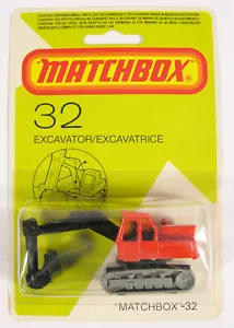 MINT MATCHBOX 32 ON UNOPENED CARD NOT ATLAS EXCAVATOR VINTAGE LESNEY ENGLAND - Picture 1 of 6