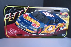 1998 VINTAGE HOT WHEELS® Kyle Petty #44 NASCAR Plast LICENSE PLATE WINCRAFT® USA - Picture 1 of 19