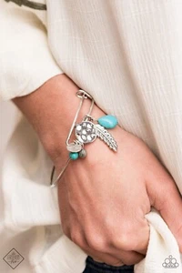Root and Ranch Blue Bracelet by Paparazzi - Picture 1 of 2