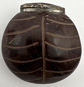 Ręcznie robiona skorupa kokosowa zawiasowa torebka na monety na drobinek tabaka pudełko butelka miniatura